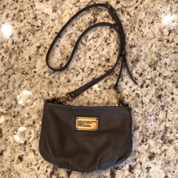 Marc by Marc Jacobs Gray Classic Q Percy Mini Bag Purse - Picture 3 of 16